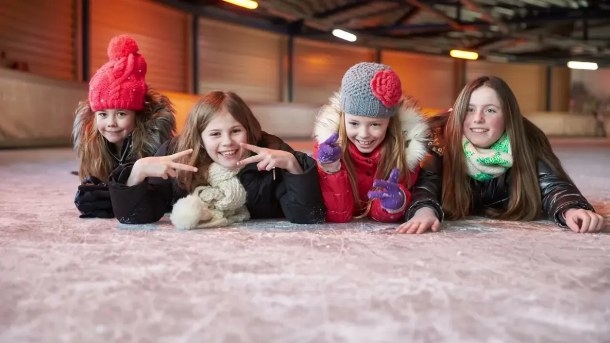 Cover for Levendige kinderfotografie in de schaatshal Silverdome Zoetermeer