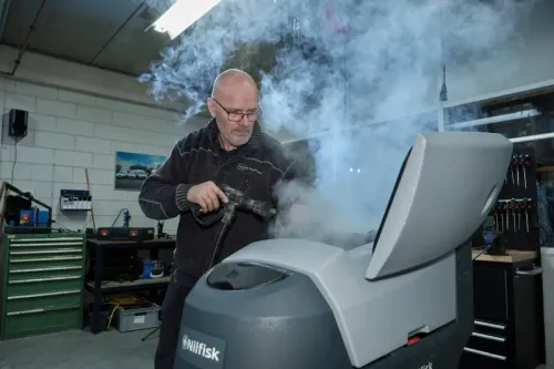 Industriële reportage in een werkplaats